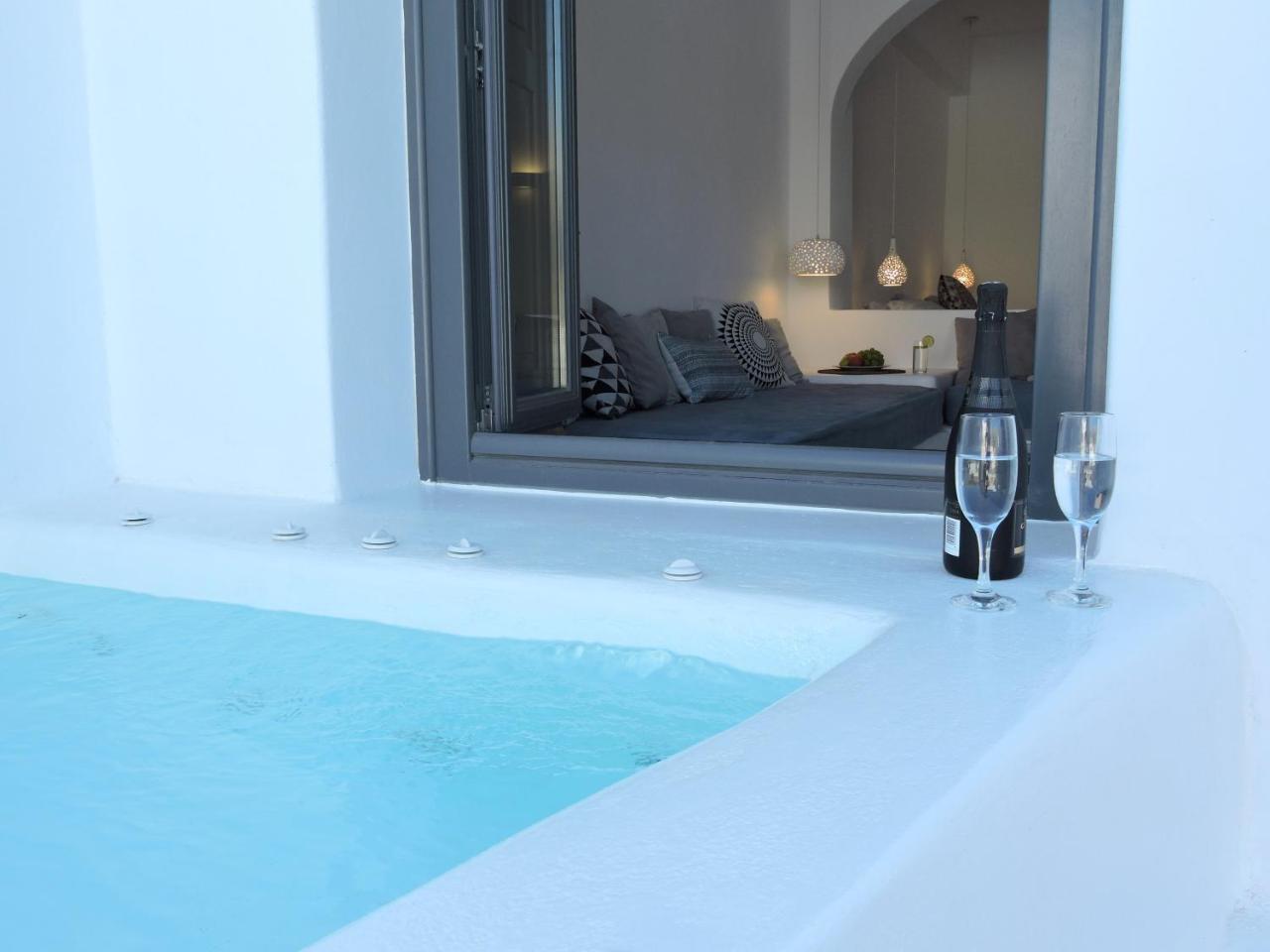 Filira Suites Perissa (Santorini) Exterior foto